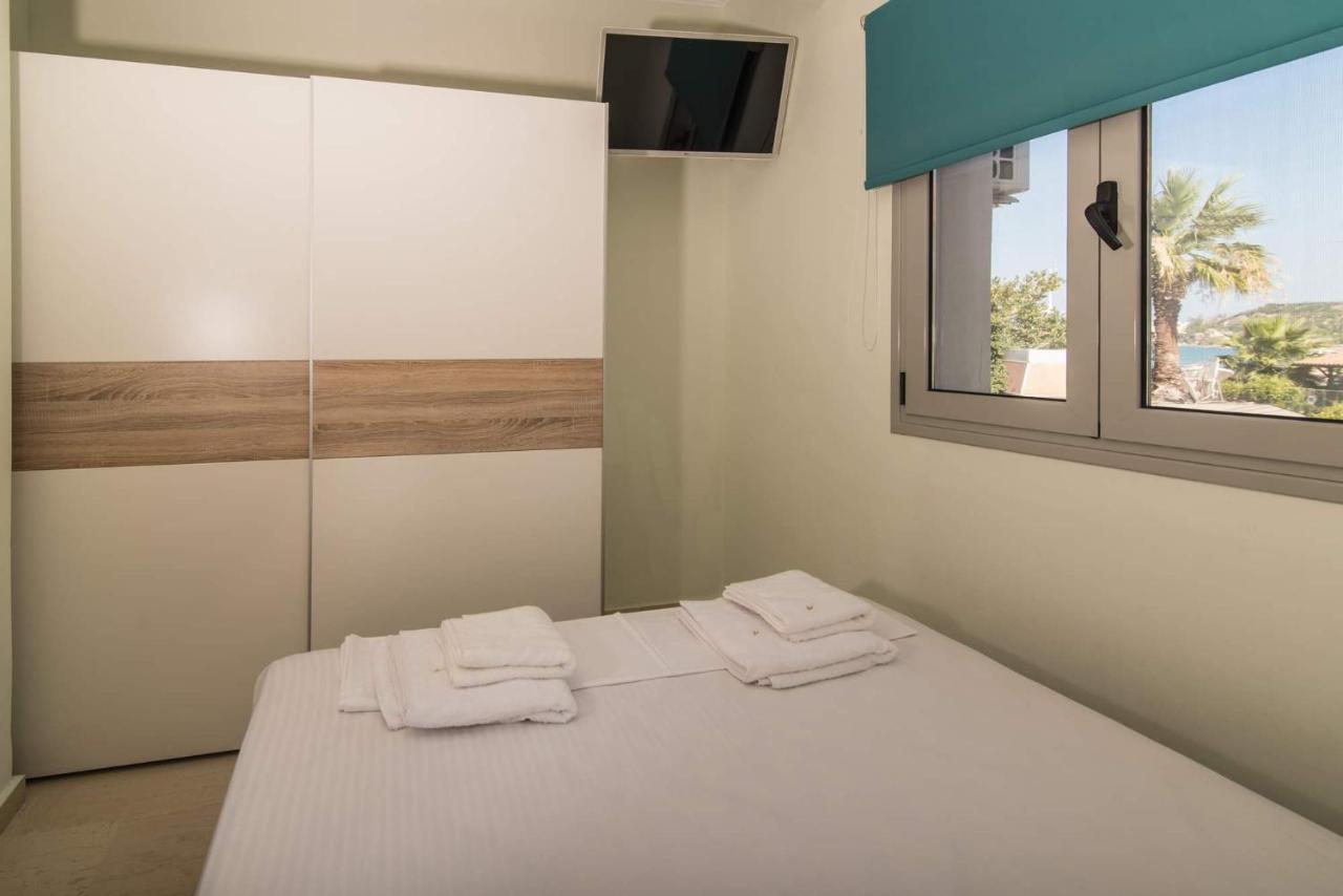 Alexandra'S Apartments - Port Of Zante Eksteriør billede